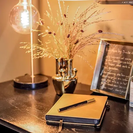 8 Nocleg ze śniadaniem 4*