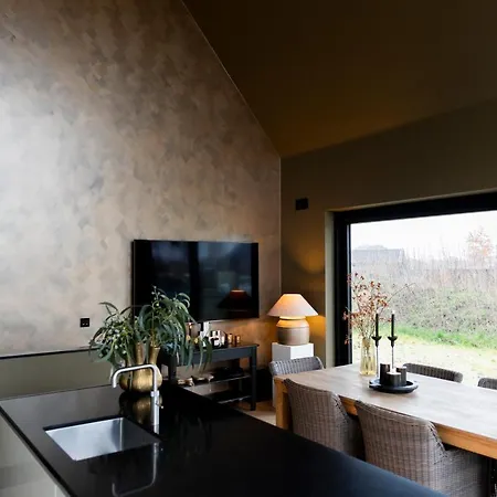 8 住宿加早餐酒店